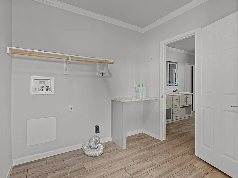 6309 S County Road 1165 — Photo 15