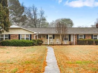 4705 Duffer Ln, Pfafftown, NC 27040