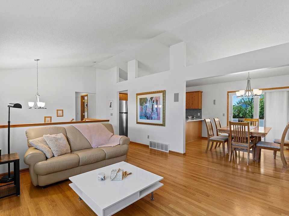 17509 Five Oaks Dr, Farmington, MN 55024 | Zillow