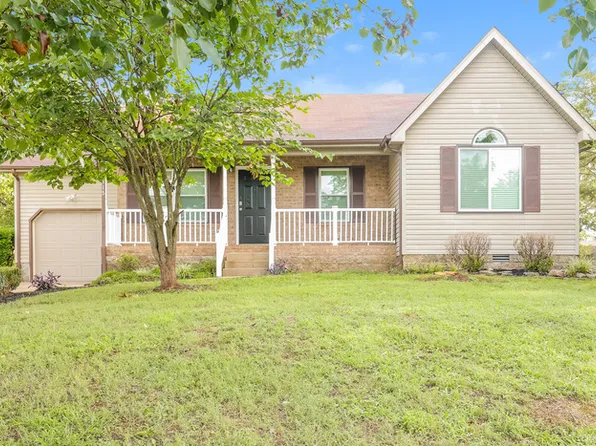 415 Country Village Dr, Smyrna, TN 37167
