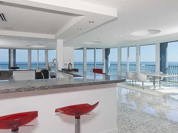 4th image of 1500 Ocean Dr APT 801