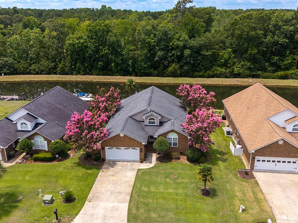 1st image of 85 Ridge Lake Dr