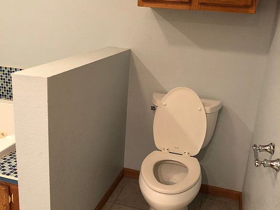 4th image of 315 Skyview Dr
