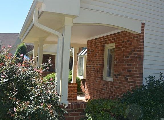 3rd image of 3142 Lake Terrace Ct #3142