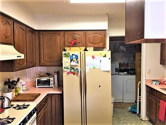 5th image of 2310 Anderson Dr