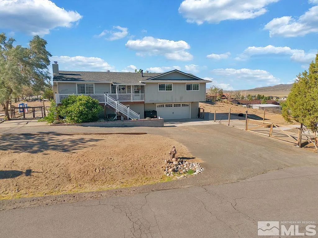 10285 Shiloh Dr photo 1