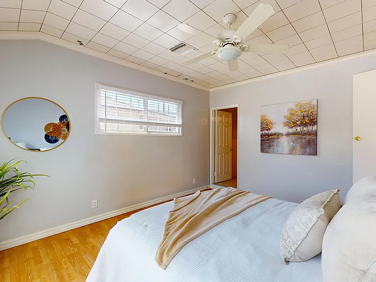 7827 Rhodes Ave — Photo 13