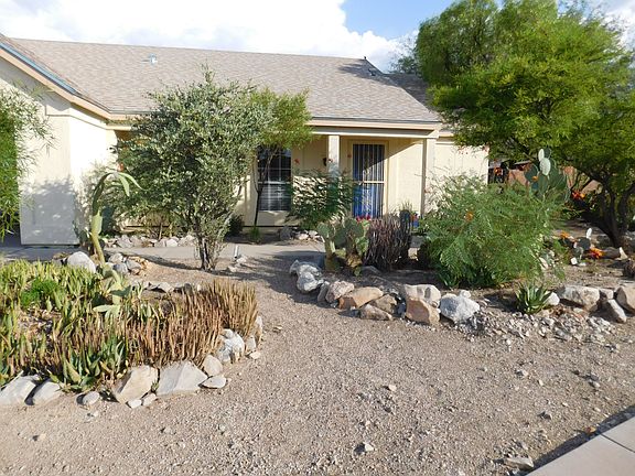 2nd image of 2771 W Wagon Wheel Dr