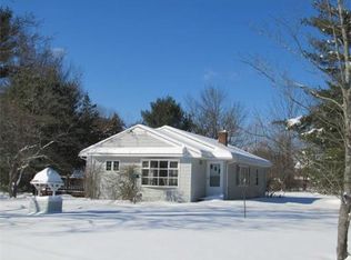 26 Forge Village Rd, Groton, MA 01450