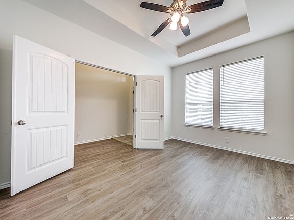5th image of 120 JOLIE CIR