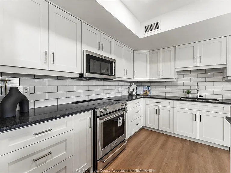 247 Brock St #103 — Photo 13