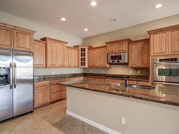 3rd image of 1728 W Magdalena Ln