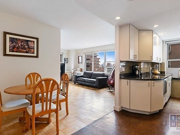 3rd image of 455 Fdr Dr APT B1604
