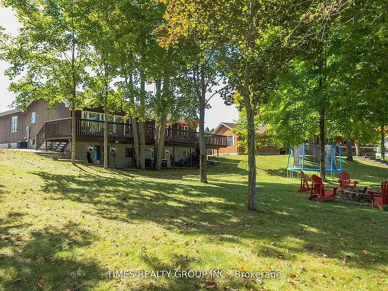 26 Evans Dr — Photo 2