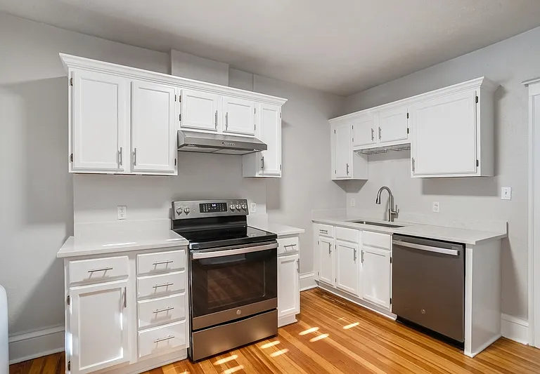 3135 Tejon St — Photo 8