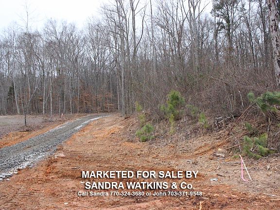 4th image of 233 Heritage Town Pkwy