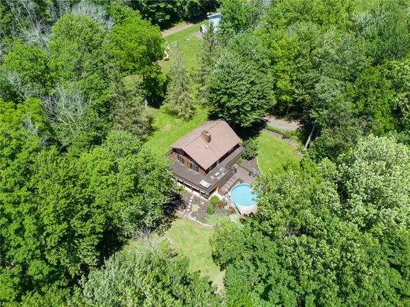 7733 E Port Bay Rd, Wolcott, NY 14590