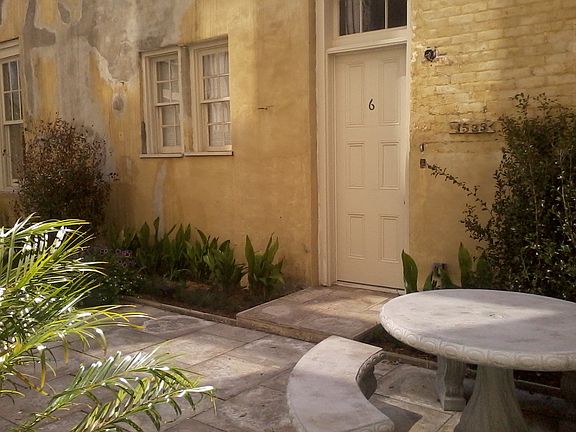 4th image of 1529 Jackson Ave #6