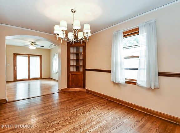 4th image of 9107 S Sproat Ave
