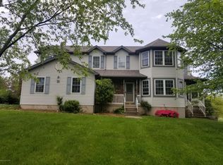 56 N Greenbriar Rd, Drums, PA 18222