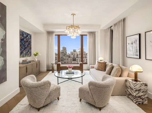 201 East 74th Street 5A image 2 of 20
