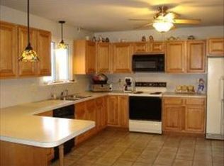 455 Rocky Ridge Dr, Denver, PA 17517