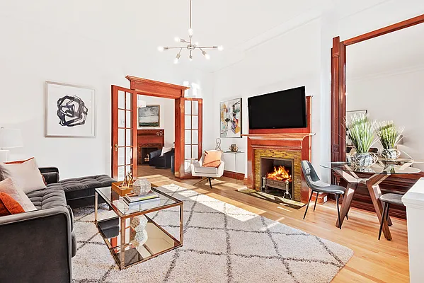 Sold by Compass | media 2