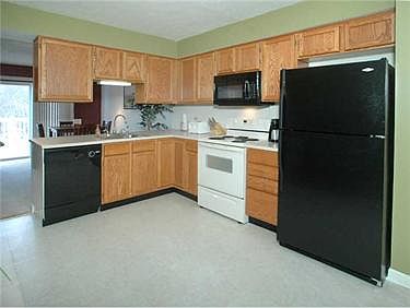 2nd image of 133 Manor View Dr