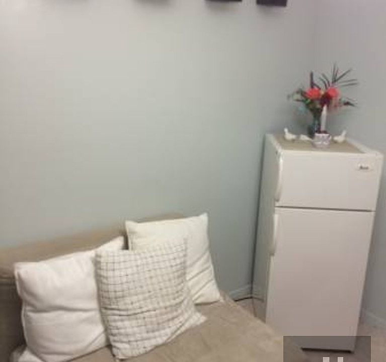 1st image of 6510 Woodside Ave Fl 1