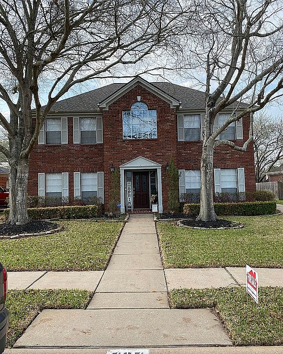 1st image of 707 Fernglade Dr