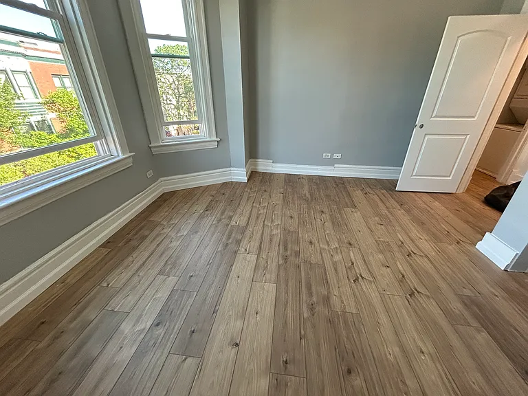 1024 W Belmont Ave #3 — Photo 2
