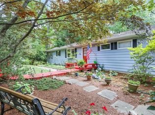 243 Four Brooks Rd, Stamford, CT