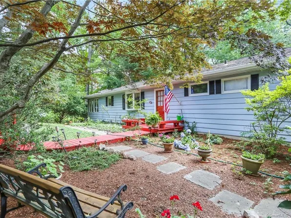 243 4 Brooks Road, Stamford, CT 06903