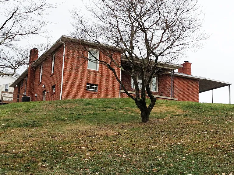 1100 Morningstar Ln — Photo 3