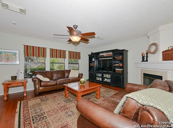 4th image of 22022 Legend Point Dr