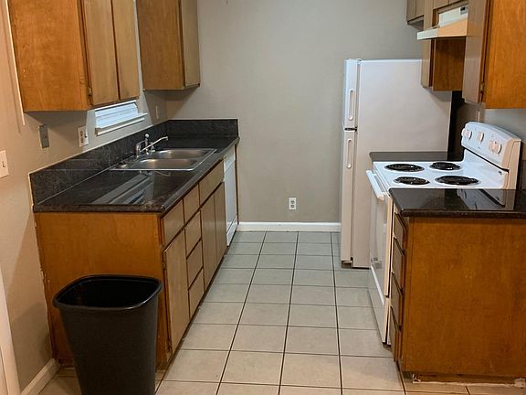 4th image of 8272 Center Pkwy APT 113