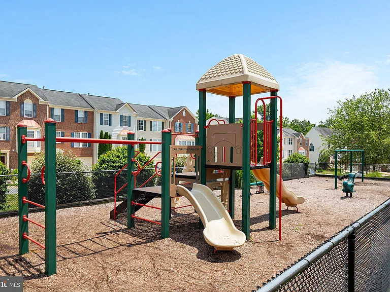 15969 Canada Goose Loop — Photo 42