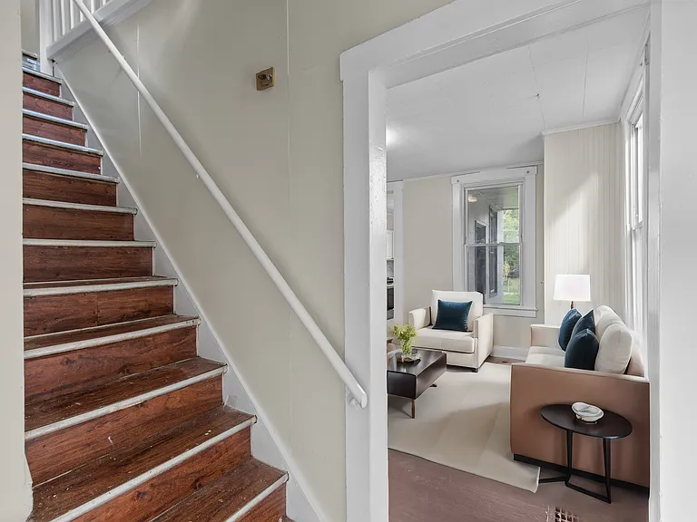 6204 Vermont Ave — Photo 7
