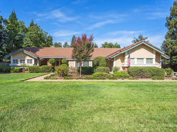 8216 Dressage Way, Sacramento, CA 95829