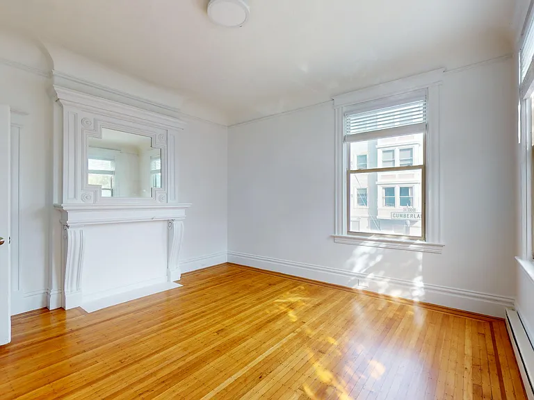 750 Guerrero St #2 — Photo 8