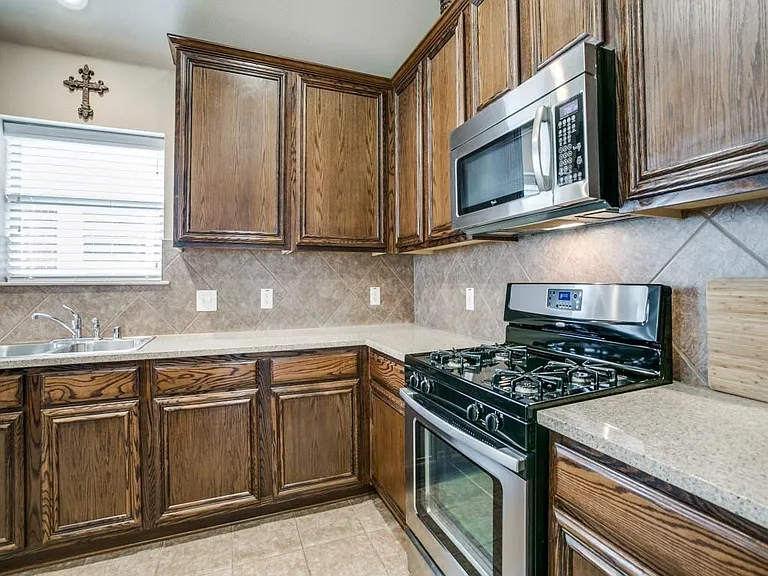 5004 Promised Land Dr — Photo 7
