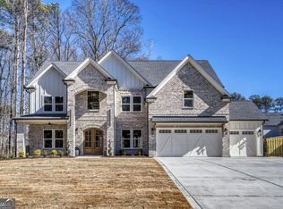 922 Cooper Rd, Grayson, GA 30017