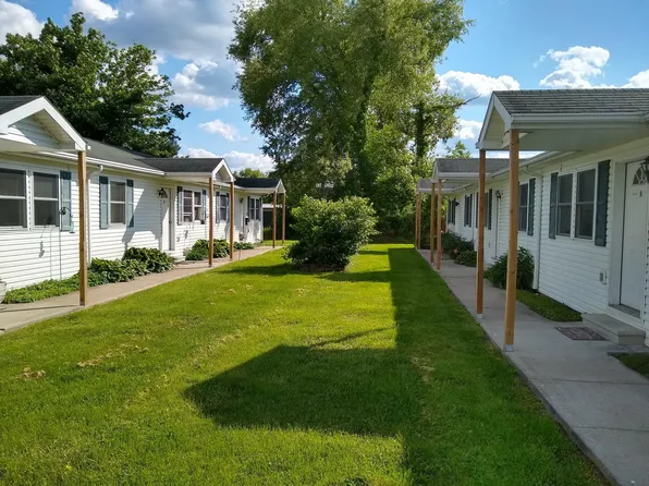 61 E 1st St #C, The Plains, OH 45780