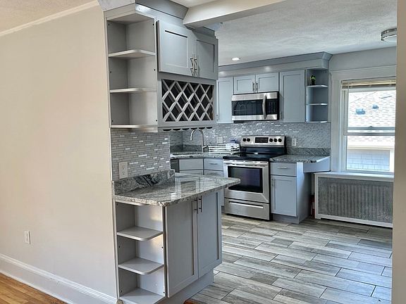 5th image of 135 Madison Ave #2