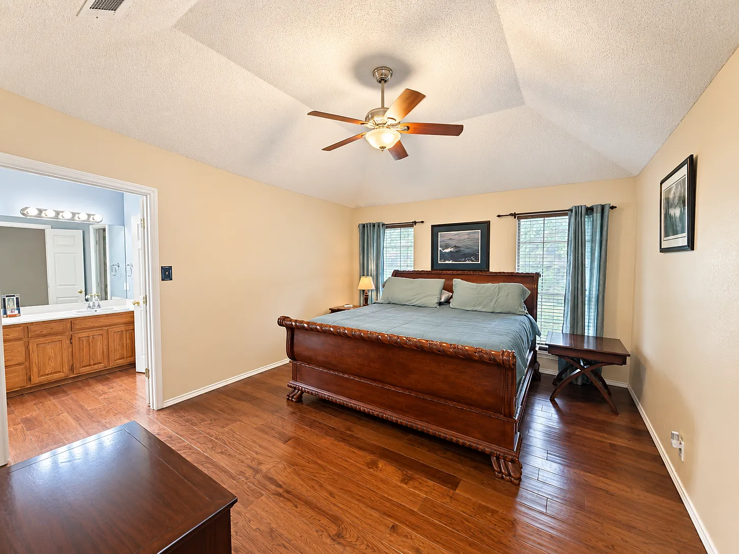 3705 Edgemont Drive - 1 — Photo 4