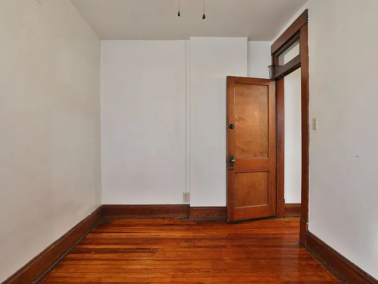 212 E Patterson Ave — Photo 24