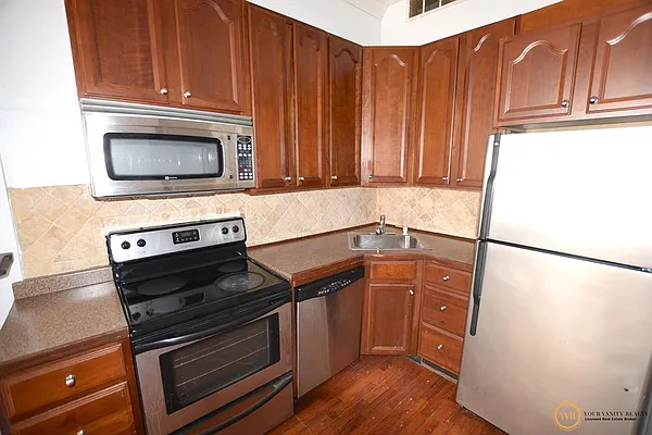 Rented by Your Vanity Realty | media 24