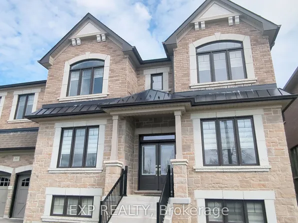 243 Centre St, Clearview, ON L0M 1S0