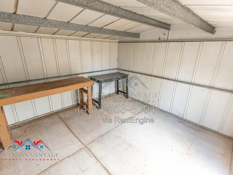 2732 E Michigan Ave — Photo 41