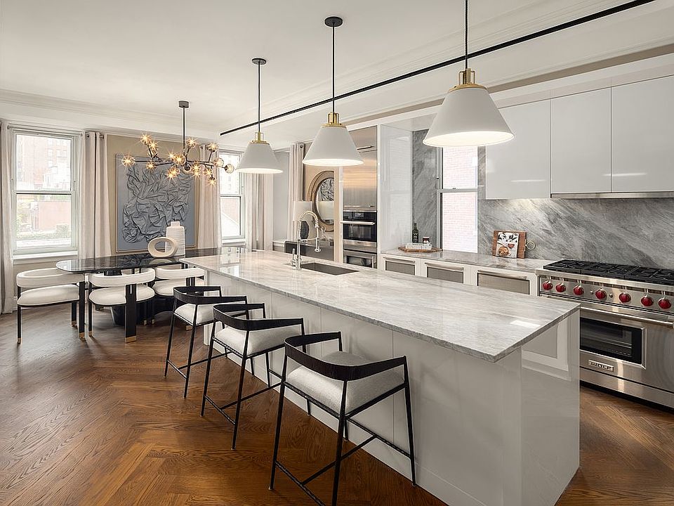 1st image of 344 W 72nd St #908
